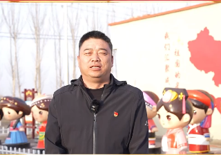 《勇?lián)鷷r代“挑擔人”》謝文